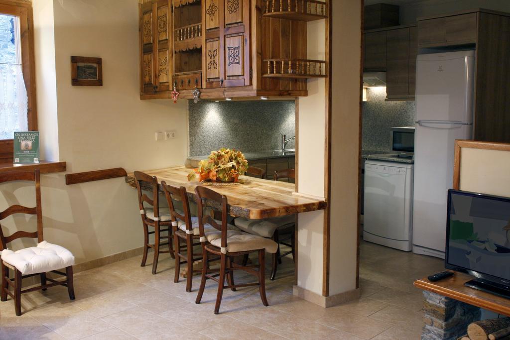 Apartamentos Valle De Aran Mont Екстериор снимка